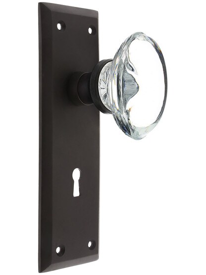 New York Plate with Oval Clear Crystal Knobs with Keyhole in Oil Rubbed Bronze.